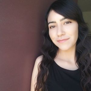 Meet your Posher, Keila